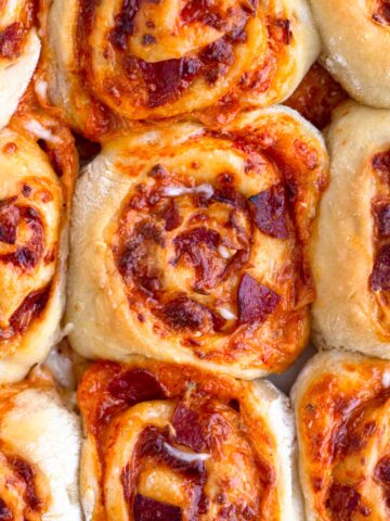 overhead view of pizza buns